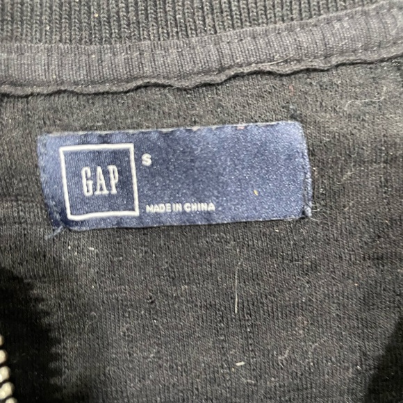 GAP black, zip-up jacket - Picture 3 of 3